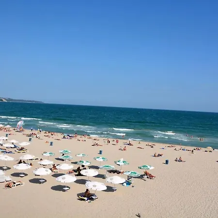 Unbeatable Location - New Lux By Flat Mаnager Apartman